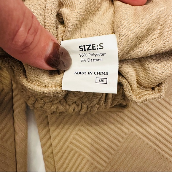 Tan Textured Two-Piece Set - Picture 3 of 4